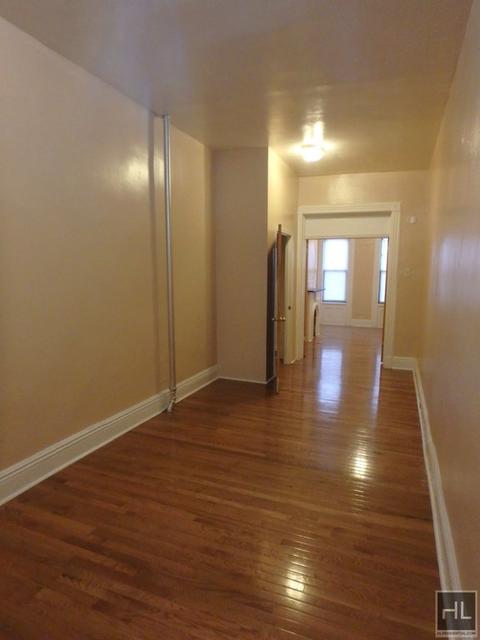 8400 Lyness Dr, Cincinnati, OH 45239 photo 2