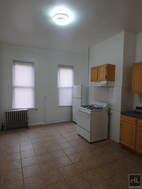 8400 Lyness Dr, Cincinnati, OH 45239 photo 4