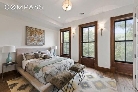 4332 Watterson St, Cincinnati, OH 45227 photo 8