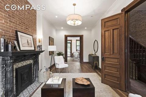 4332 Watterson St, Cincinnati, OH 45227 photo 2