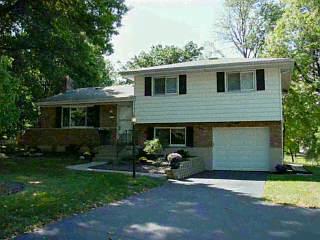 867 Compton Rd, Cincinnati, OH 45231 photo 1