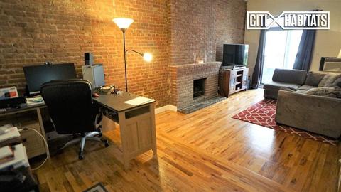 4451 Carnation Ave, Cincinnati, OH 45238 photo 2