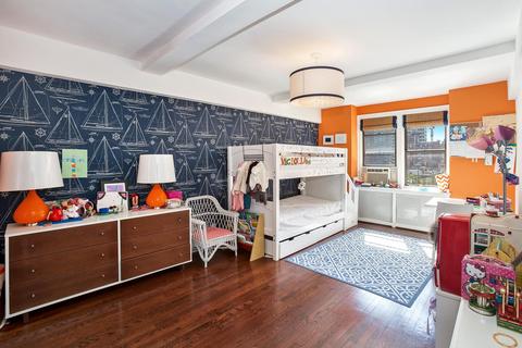 145 Warner St, Cincinnati, OH 45219 photo 4