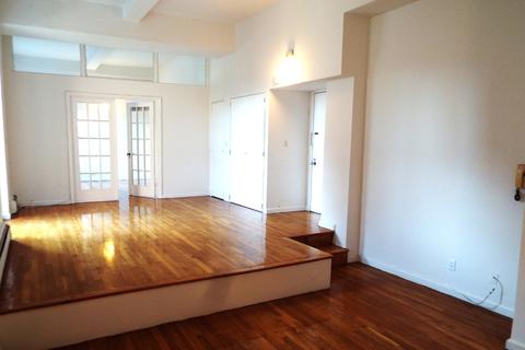6506 Plainfield Rd, Cincinnati, OH 45213 photo 2