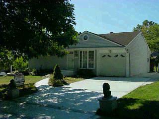 1315 Ovid Ave, Cincinnati, OH 45231 photo 1