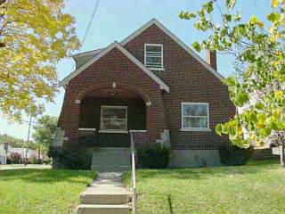 2803 Rosebud Dr, Cincinnati, OH 45238 photo 3