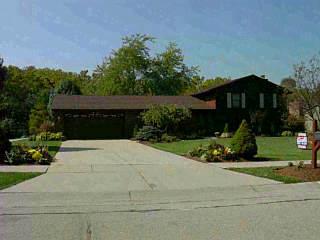 3527 Constitution Ct, Cincinnati, OH 45248 photo 1