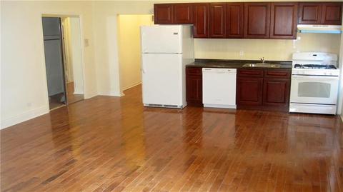1379 Randomhill Rd, Cincinnati, OH 45231 photo 1