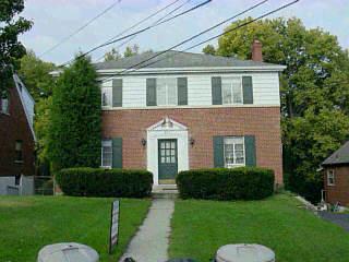 819 Seton Ave, Cincinnati, OH 45205 photo 2