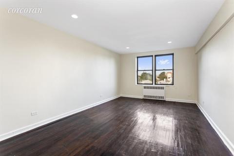 1865 Blackstone Pl, Cincinnati, OH 45237 photo 4