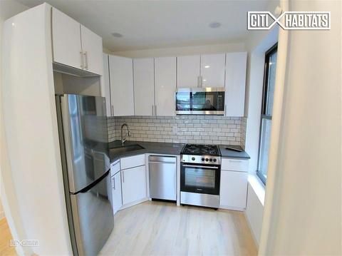 2800 Baker Ave, Cincinnati, OH 45211 photo 1
