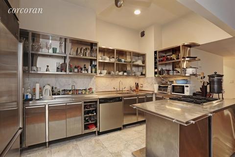 6448 Crestview Ave, Cincinnati, OH 45213 photo 1