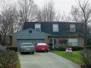 770 Kipp Dr, Cincinnati, OH 45255 photo 2