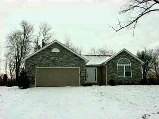 691 Whippoorwill Dr, Cincinnati, OH 45244 photo 1