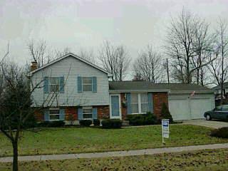 656 Regent Rd, Cincinnati, OH 45245 photo 1