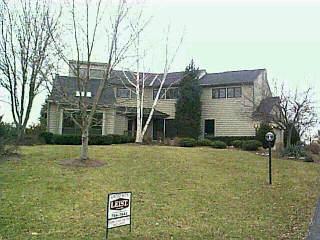 17 Heritage Rd, Blue Ash, OH 45241 photo 1