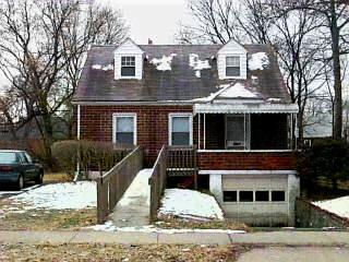 733 Matthews Dr, Lincoln Heights, OH 45215 photo 2