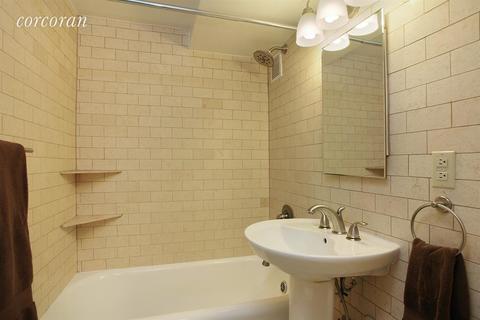 325 Third St, Williamsburg, OH 45176 photo 5