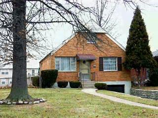 8331 Bobolink Dr, Cincinnati, OH 45231 photo 1