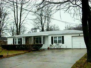3967 Pharo Dr, Cincinnati, OH 45245 photo 1