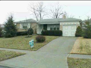 5564 Edger Dr, Cincinnati, OH 45239 photo 1