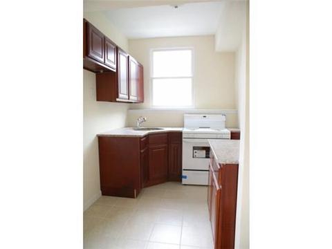 5611 Mapleridge Dr, Cincinnati, OH 45227 photo 9