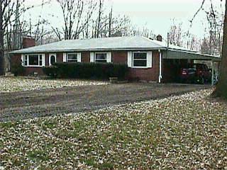 4230 Barton Dr, Batavia, OH 45103 photo 1