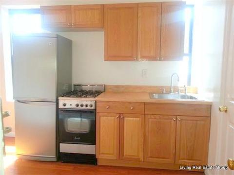 4320 Beechmont Dr, Cincinnati, OH 45244 photo 4