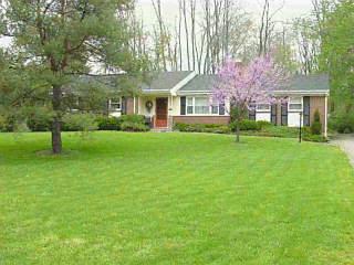 8726 Weller Rd, Montgomery, OH 45249 photo 1