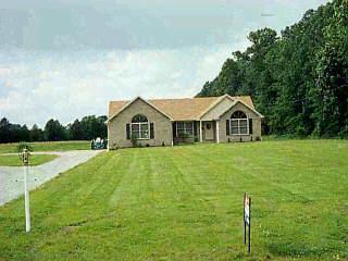 6175 Taylor Pk, Blanchester, OH 45107 photo 1