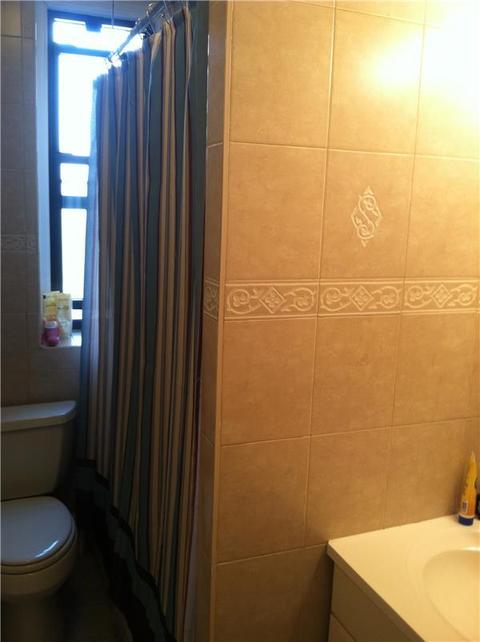 1010 Hatch St, Cincinnati, OH 45202 photo 7
