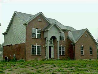 4071 Lenox Dr, Cincinnati, OH 45245 photo 2