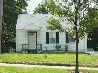 1830 Ashbrook Dr, Cincinnati, OH 45238 photo 1