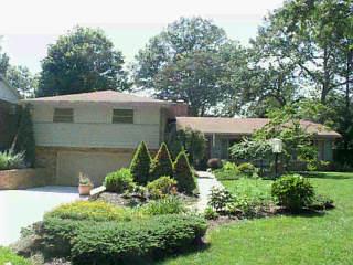 7679 Pineglen Dr, Cincinnati, OH 45224 photo 1