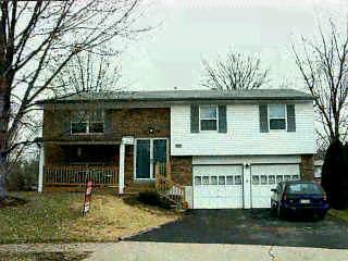 1072 Saddleback Dr, Batavia, OH 45103 photo 1