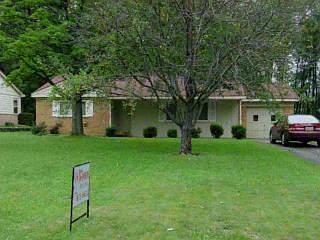 8733 Long Ln, Cincinnati, OH 45231 photo 1