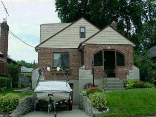 3319 Maplecrest Pl, Cincinnati, OH 45209 photo 1