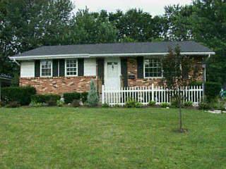10753 Valiant Dr, Cincinnati, OH 45231 photo 1