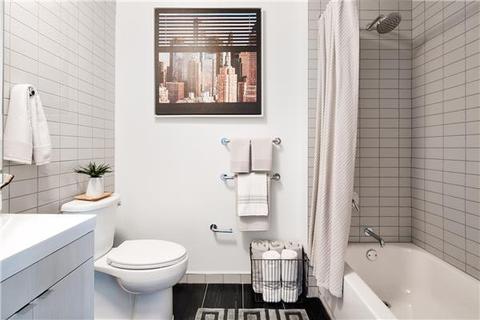 957 Glasgow Dr, Forest Park, OH 45240 photo 6