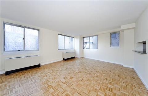 3896 Reading Rd #E, Cincinnati, OH 45229 photo 5