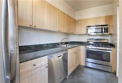 3896 Reading Rd #E, Cincinnati, OH 45229 photo 4