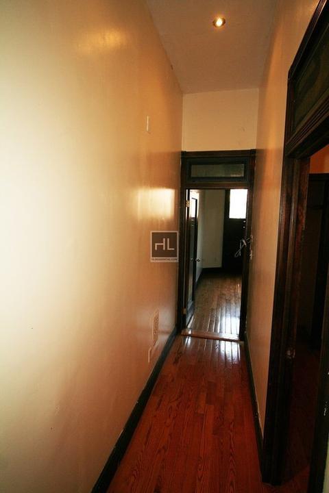 4115 Maple Dr, Cincinnati, OH 45209 photo 14