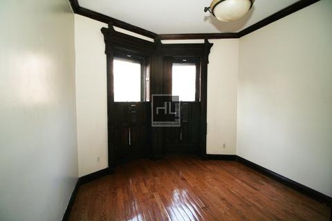 4115 Maple Dr, Cincinnati, OH 45209 photo 17