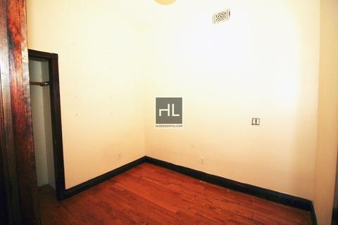 4115 Maple Dr, Cincinnati, OH 45209 photo 4
