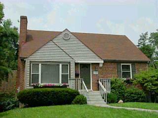 1601 Sutton Ave, Cincinnati, OH 45230 photo 3