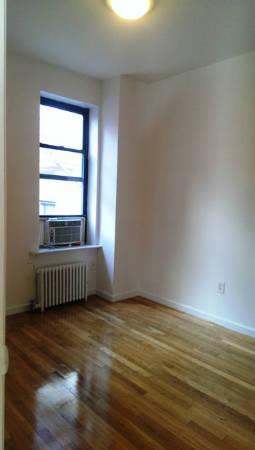1705 Atson La, Cincinnati, OH 45205 photo 8