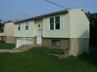 1705 Atson La, Cincinnati, OH 45205 photo 3