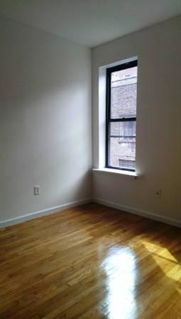1705 Atson La, Cincinnati, OH 45205 photo 2