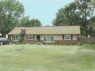 4334 Terrace Dr, Cincinnati, OH 45245 photo 3