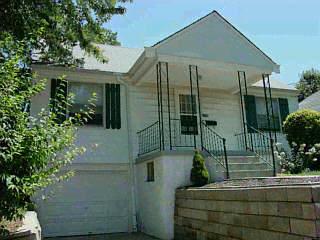 3748 Ebenezer Rd, Cincinnati, OH 45248 photo 3